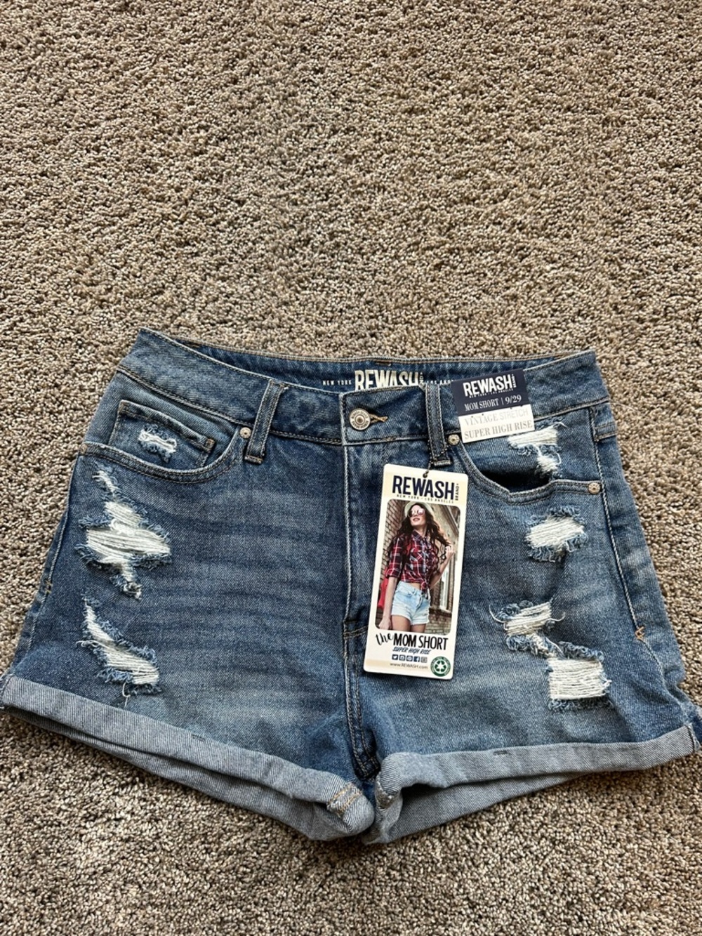 NWT Rewash Vintage Stretch super high rise
Mom shorts